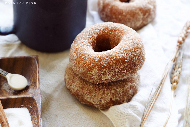 Baked Apple Cider Donuts - Paint Me Pink